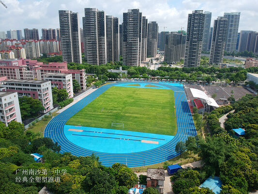 Superfície completa da pista de corrida da PU School para treino diário e uso diário de esportes